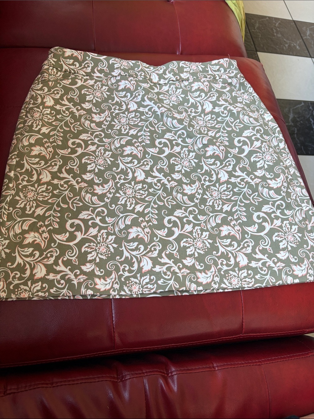 NEW Croft & Barrow Effortless Stretch Skort Khaki Floral Skirt Mid Rise 6R